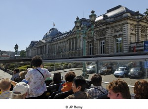 Hop On - Hop Off Tour - Palais royal